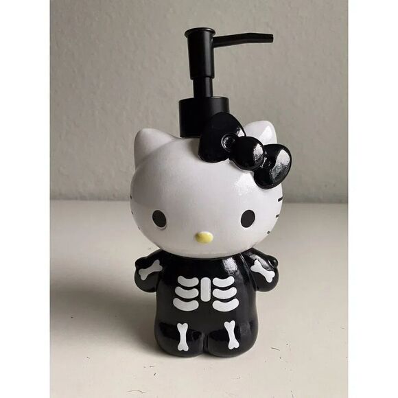 Hello Kitty Halloween Skeleton Costume Lotion Soap Dispenser Pump NEW - Picture 1 of 9